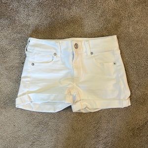 american eagle jean shorts!!
